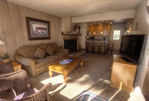 RedAwning Condo Close to Heavenly Slopes